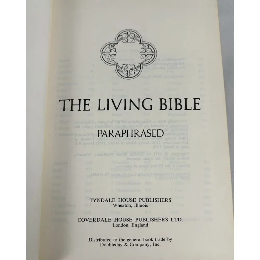 The Living Bible 1971 Padded Green Cover Tyndale Paraphrased